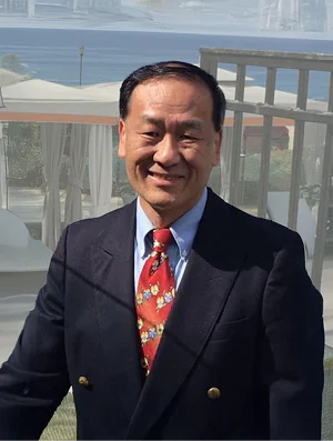 焦望义博士